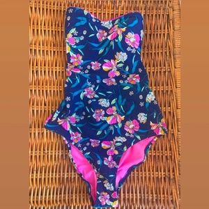 Jessica Simpson Bare Shoulder Swim Wear